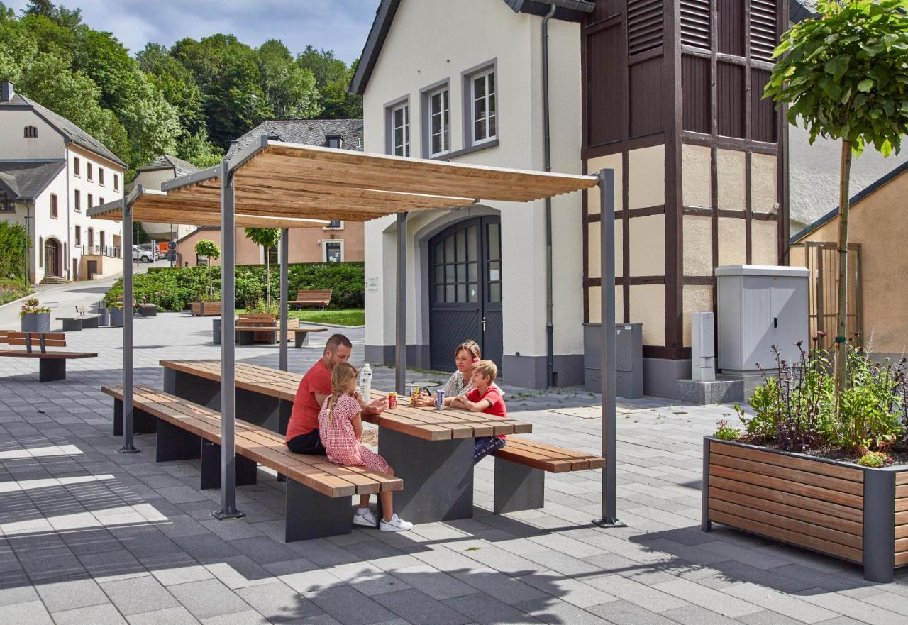Hotel-Restaurant Beim Schlass Wiltz Zewnętrze zdjęcie