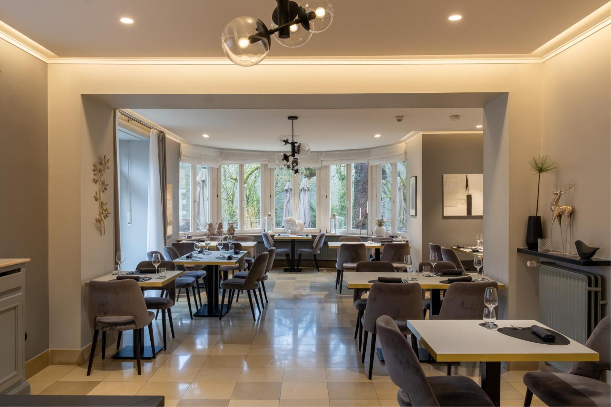 Hotel-Restaurant Beim Schlass Wiltz Zewnętrze zdjęcie